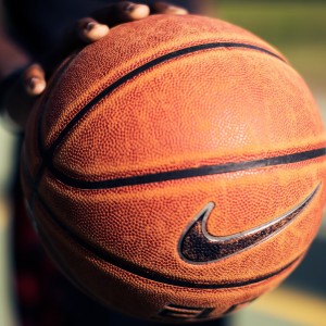 在线体育博彩-重磅！热刺亚冠点球风波未平，西汉姆扳平良机错失；德甲节点战火重燃，广州队状态回暖剑指西甲，足球焦点，热刺亚冠点球风波持续，西汉姆错失良机；德甲战火重燃，广州队状态回暖剑指西甲